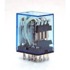 Relais dip 14 5V 5A MY4-J