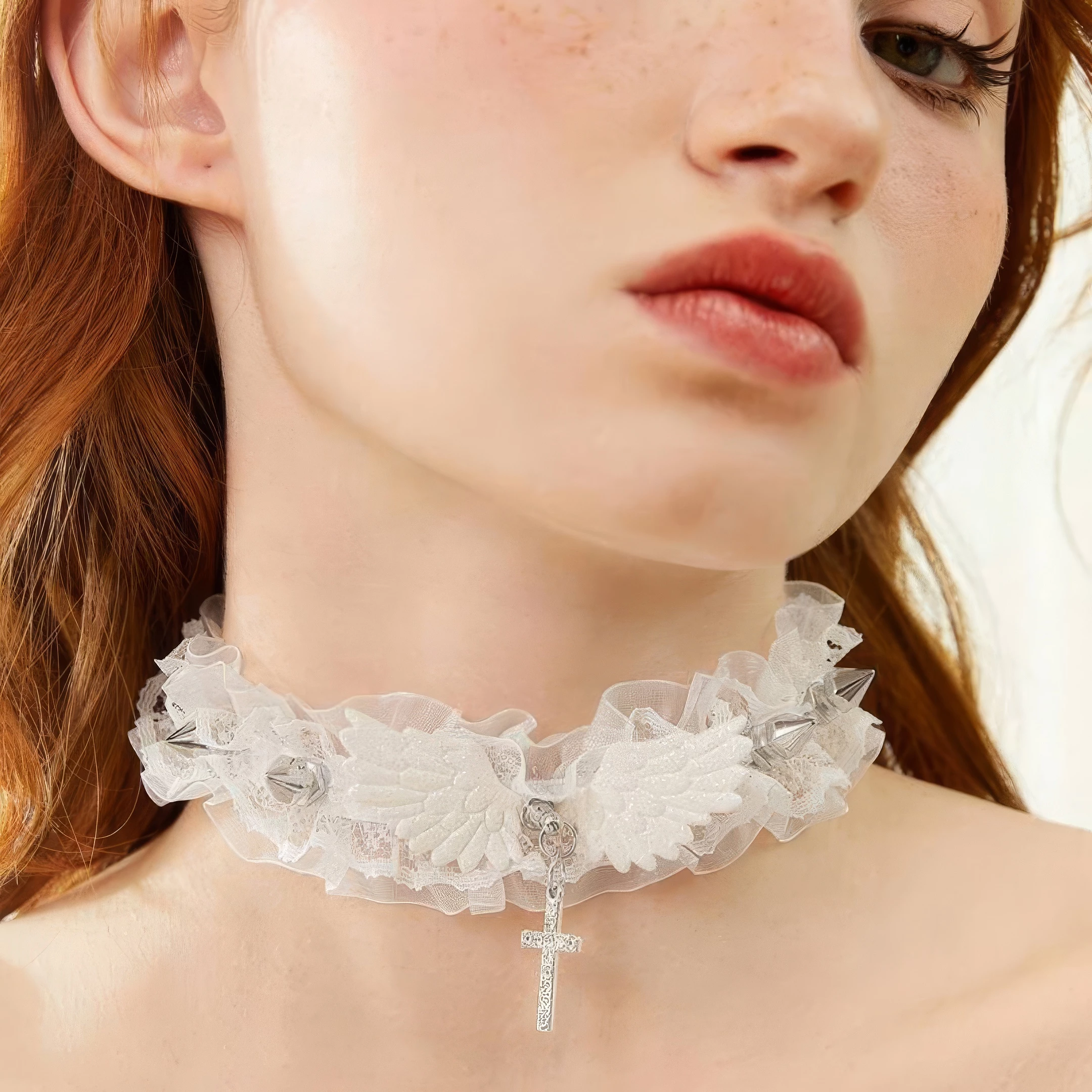 Collier Ras-de-Cou Dentelle – Ailes d’Ange 1 CL FN webp