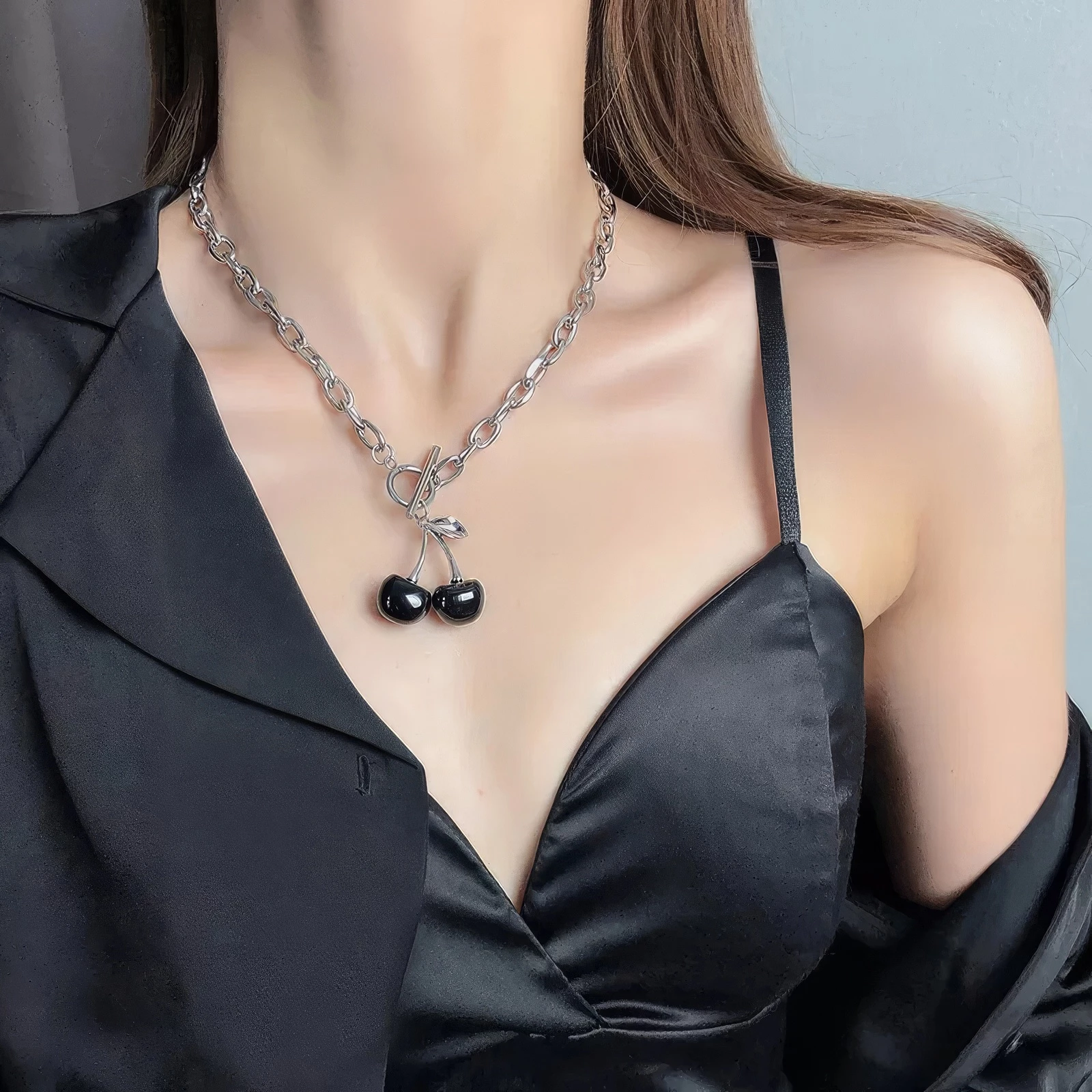 Collier Cerises – Style Audacieux 🍒 1 CL MX webp