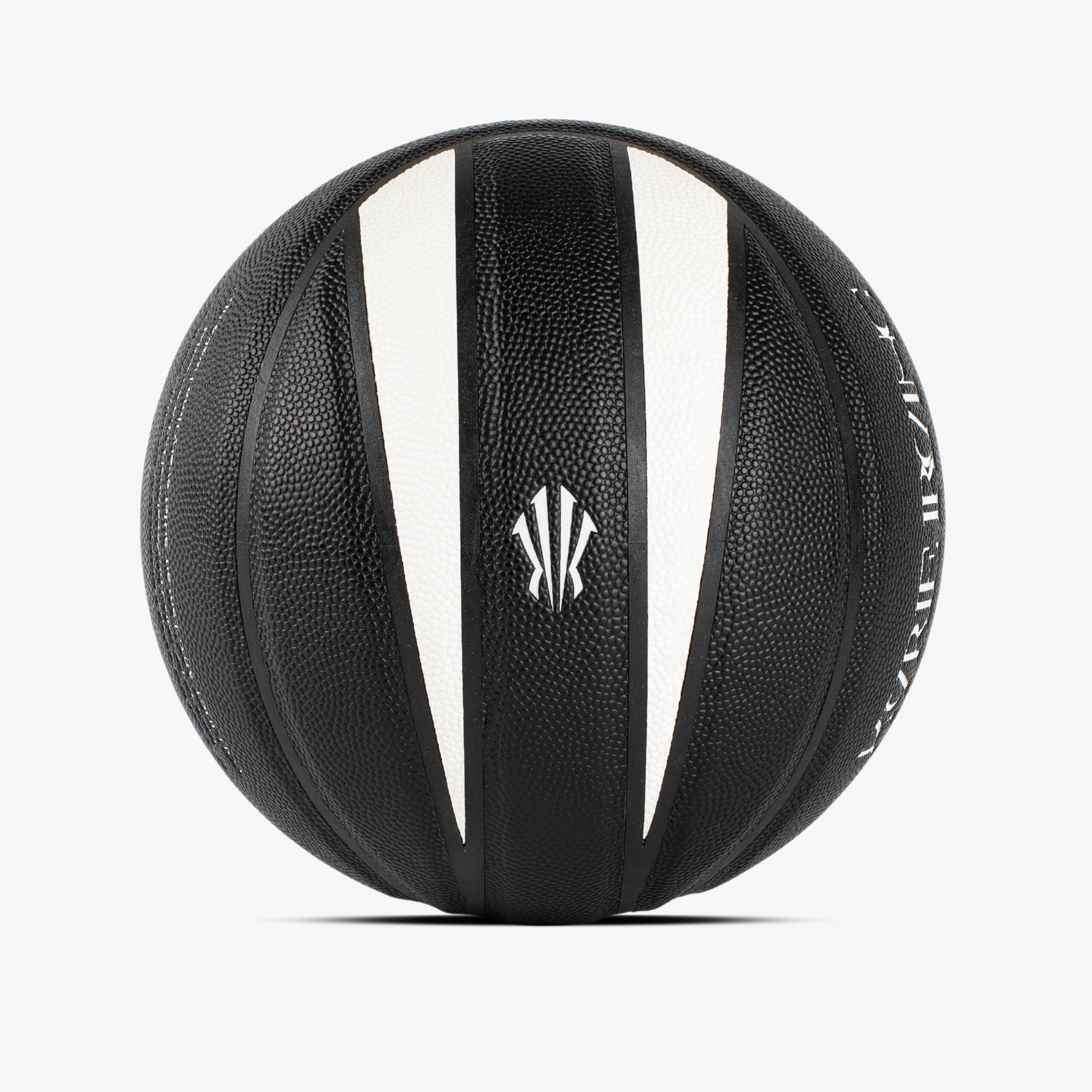 ballon basketball noir blanc anta