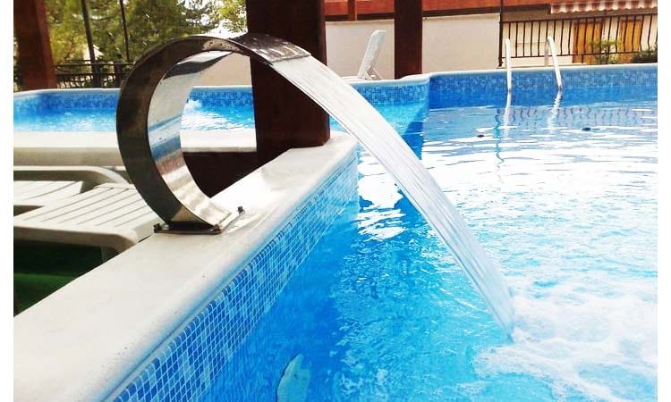 mini bali cascade piscine jpg