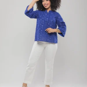 BLOUSE EN BRODERIE ANGLAISE À MANCHES TROIS-QUARTS