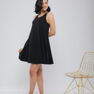 ROBE COURTE ÉVASÉE