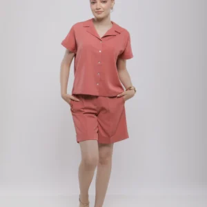 ENSEMBLE CHEMISE COURTE ET SHORT À REVERS