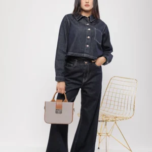 VESTE COURTE EN DENIM COUPE BOXY