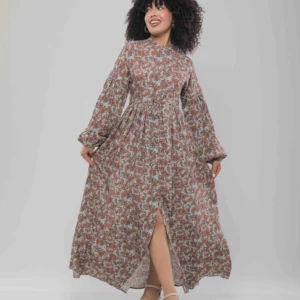 ROBE LONGUE IMPRIMÉE À TAILLE MARQUÉE