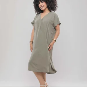 ROBE JEBBA À MANCHES COURTES ET LARGES