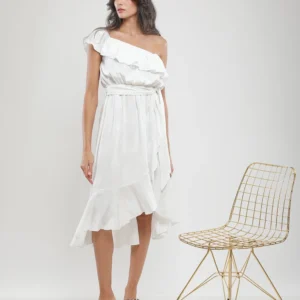 Robe midi asymétrique à volants