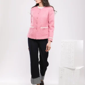 VESTE COURTE À CARREAUX
