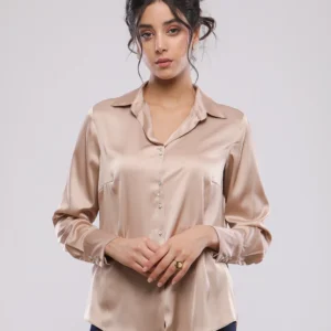CHEMISE SATINÉE COUPE AJUSTÉE