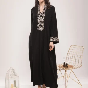ROBE JEBBA LONGUE À BRODERIES CONTRASTÉES