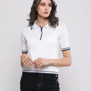 PULL EN MAILLE TORSADÉE CONTRASTANT
