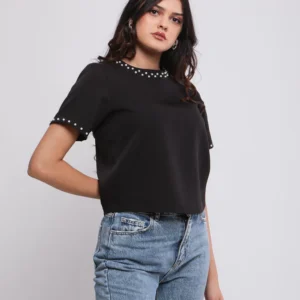BLOUSE À COL ROND ET DÉTAILS PERLÉS