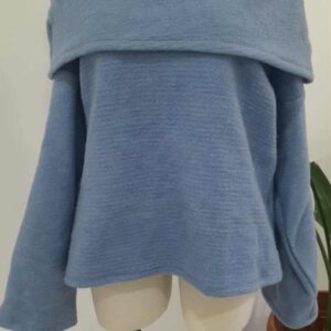 Woolen off shoulder