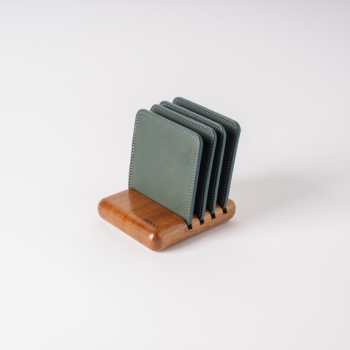 The WoCoaster Acajou Olive 1 The WoCoaster Acajou Olive