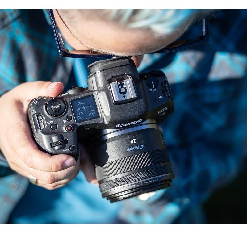 Objectif CANON RF 24mm F1.8 MACRO IS STM 4 objectif canon rf mm f macro is stm