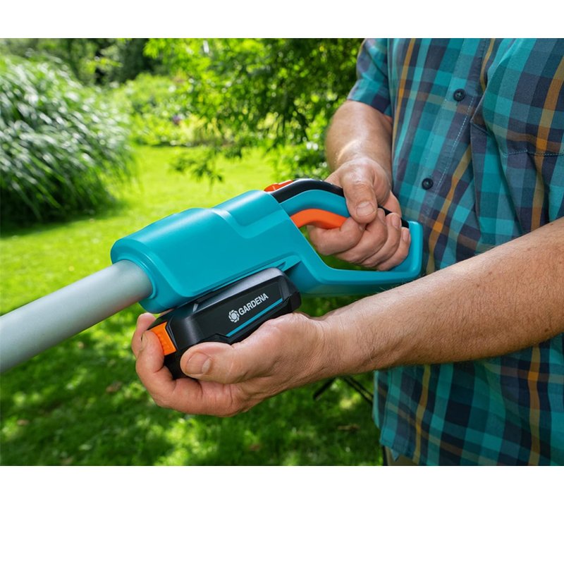 Taille-Haie Sur Perche GARDENA THS42/18V P4A Avec Batterie 5 taille haies sur perche gardena ths v pa avec batterie